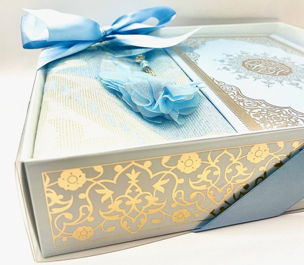 Geschenkset Quran, Gebetsteppich und Tasbih Kette